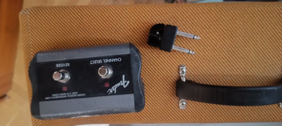 Fender Bluesdeluxe Reissue de segunda mano · Foto 4 de 9 · Madrid · 560 €