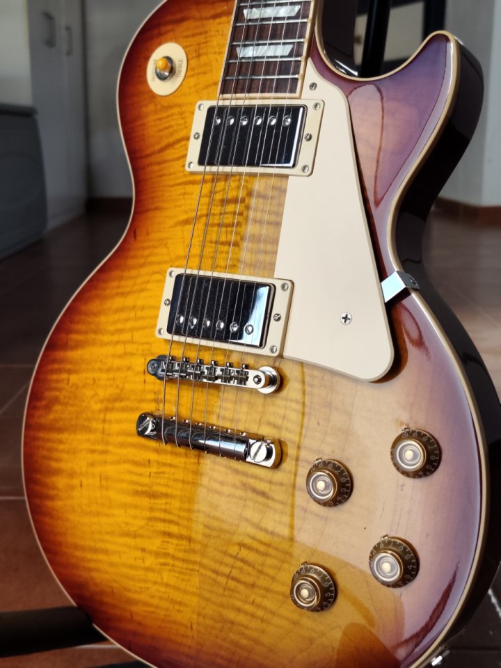 Gibson Les Paul Traditional 2016 (Editado) de segunda mano · Foto 1 de 9 · Zaragoza · 1900 €