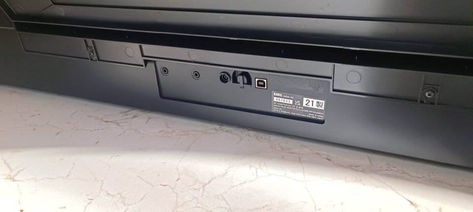 Piano Digital KORG B2 de segunda mano · Foto 6 de 9 · Valencia · 225 €