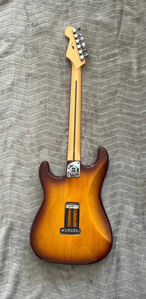 Fender American Deluxe Strat 2014 - 60th Anniversary (Tobacco Sunburst) SSS