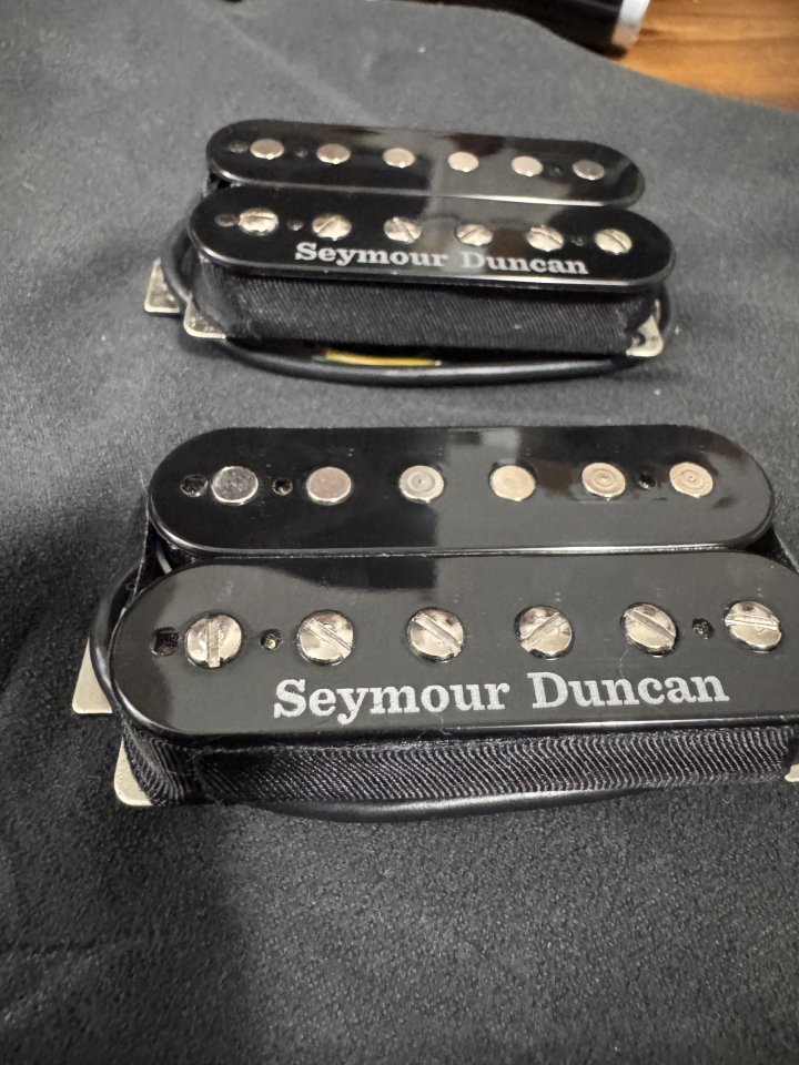 Pareja de Seymour Duncan de segunda mano · Foto 4 de 10 · SC Tenerife · 170 €