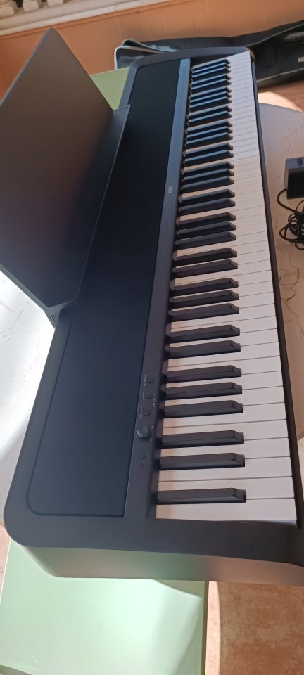 Piano Digital KORG B2 de segunda mano · Foto 8 de 9 · Valencia · 225 €