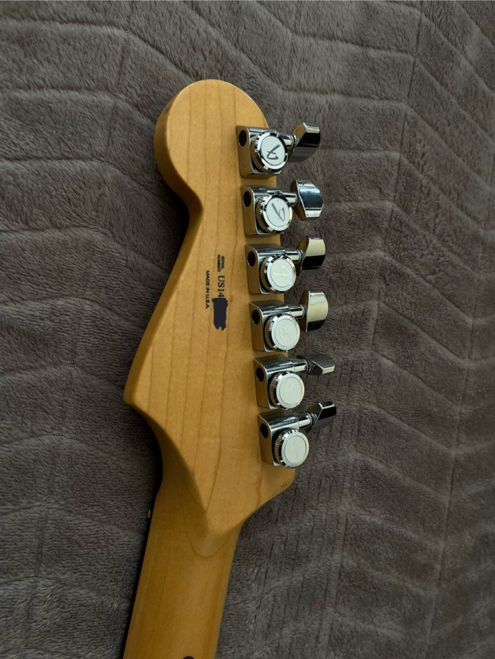 Fender American Deluxe Strat 2014 - 60th Anniversary (Tobacco Sunburst) SSS