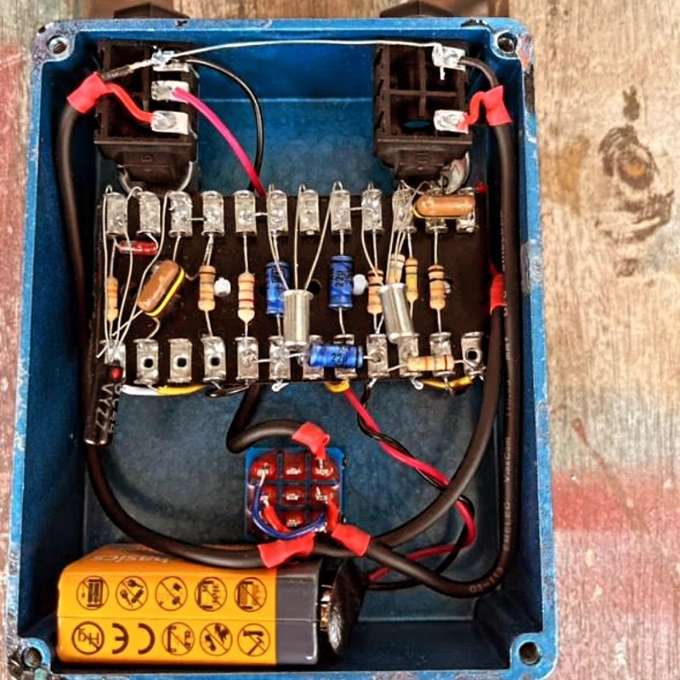 Dizzy Fuzz (reproducción Dizzytone con control de volumen master) PPPC Sound Effects