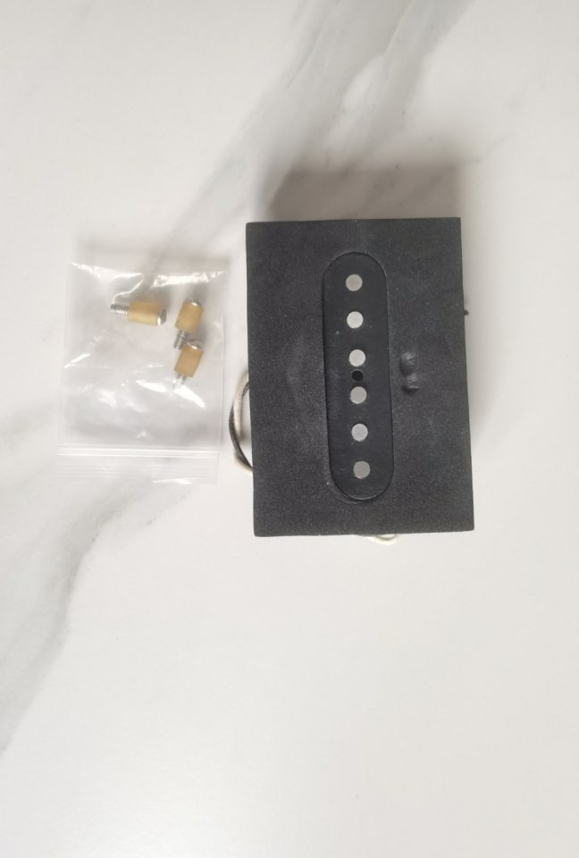 Fender CS Twisted Tele (puente) de segunda mano · Foto 3 de 3 · Bizkaia · 70 €