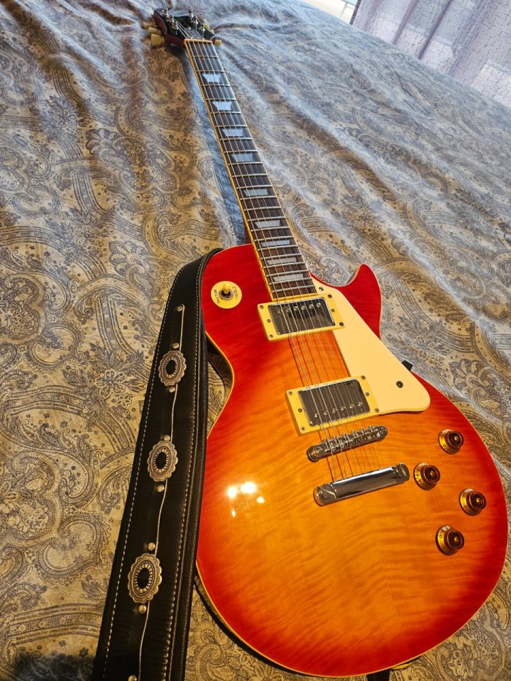 Epiphone Les Paul standard de segunda mano · Foto 1 de 10 · Cádiz · 550 €