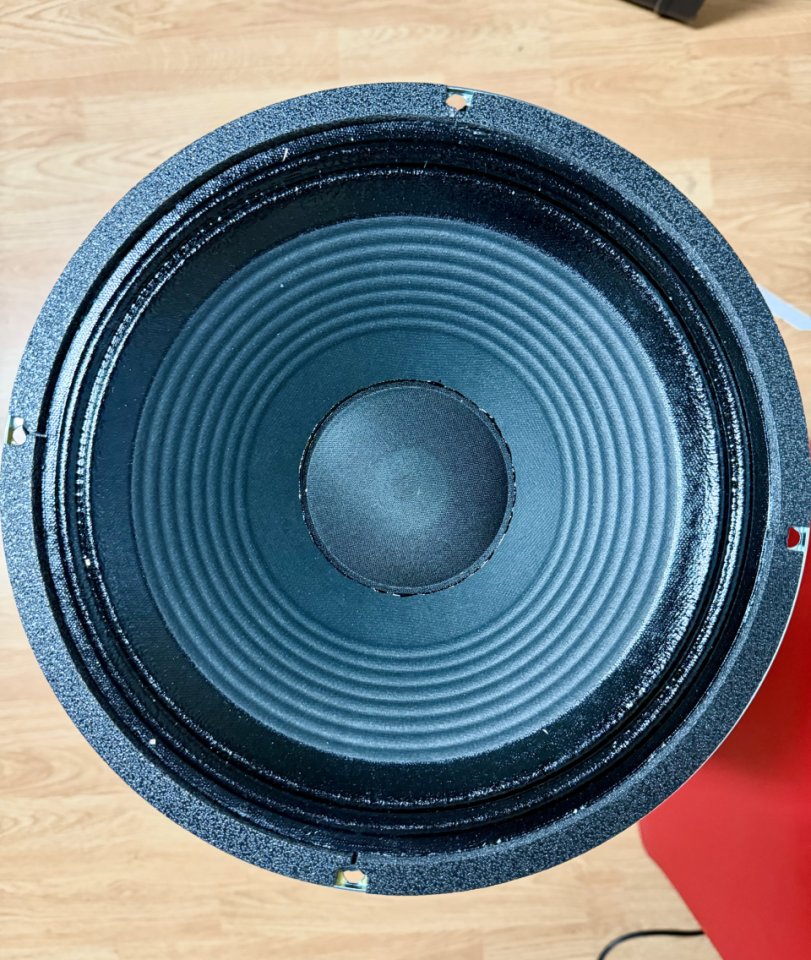 Celestion Heritage Series G12-65 15 Ohm de segunda mano · Foto 2 de 2 · Madrid · 120 €
