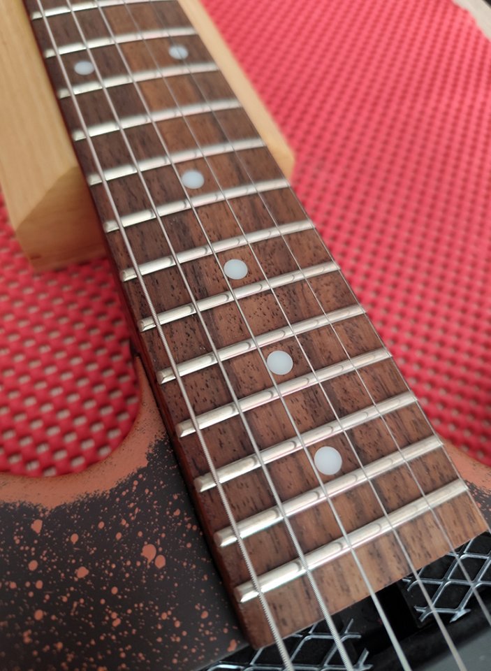 Guitarra electrica Cort Moscato de segunda mano · Foto 5 de 9 · Guadalajara · 350 €