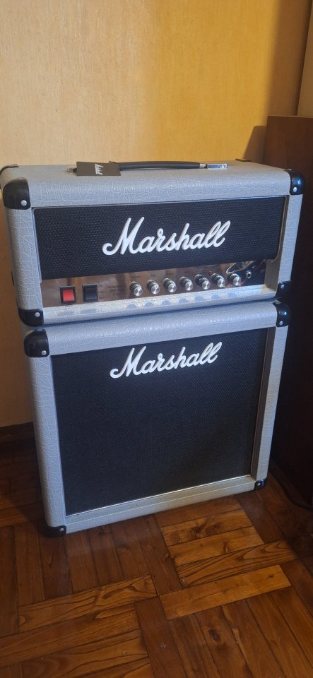 Marshall Jubilee 2525h y pantalla 2512 de segunda mano · Foto 1 de 2 · Asturias · 950 €