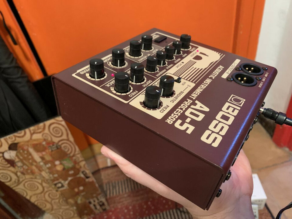 Pack BOSS AD-5 (previo/procesador acústica) + BOSS FS7 + cable Roland TRS