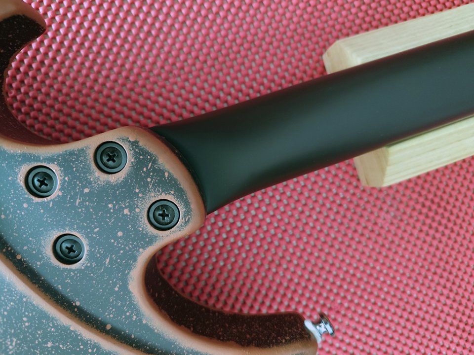 Guitarra electrica Cort Moscato de segunda mano · Foto 6 de 9 · Guadalajara · 350 €