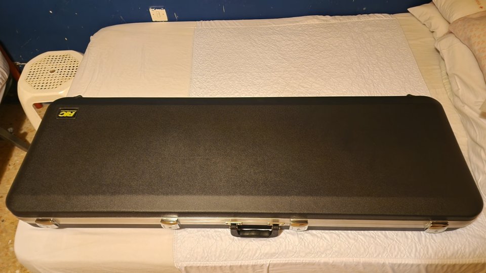 Rickenbacker 4003 Fireglo 2025. Nuevo sin estrenar.