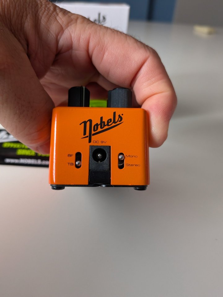 Vendo nobels mod mini de segunda mano · Foto 3 de 3 · Jaén · 65 €