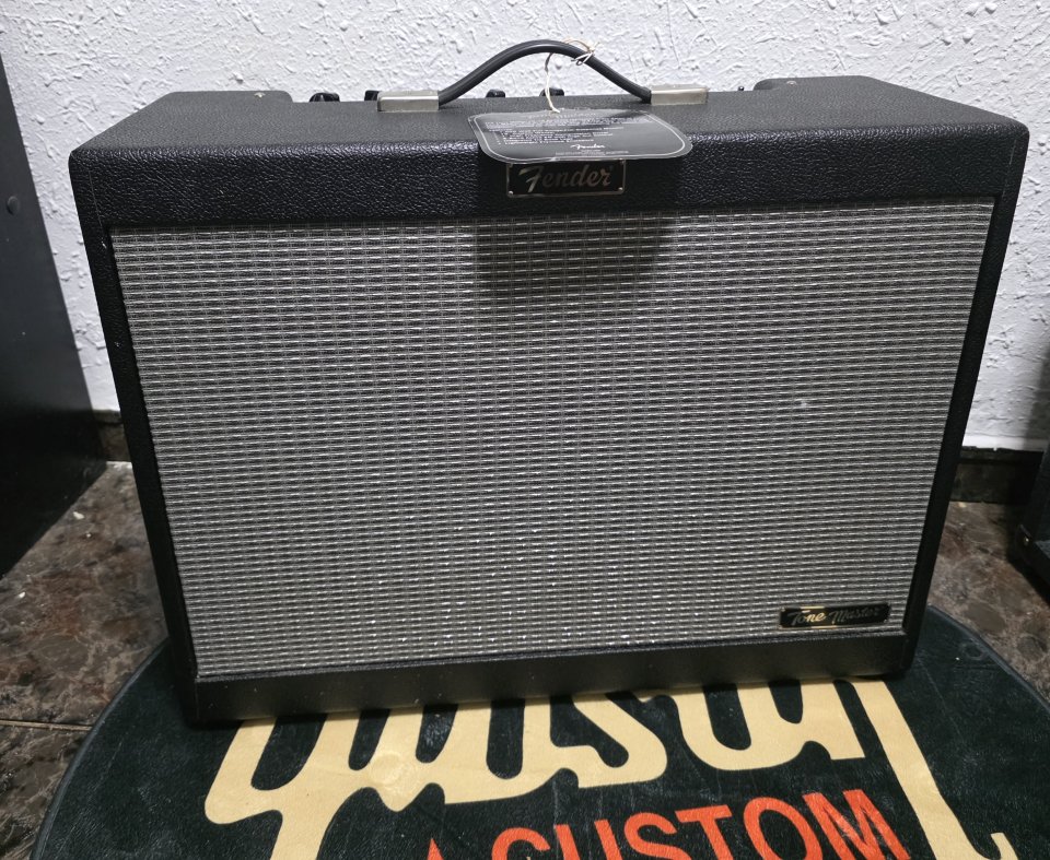 Amplificador Fender Tone Master FR-12