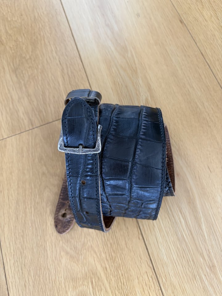 Correa BlueBell Johnson Cayman Negra Aged de segunda mano · Foto 1 de 5 · Alicante · 115 €