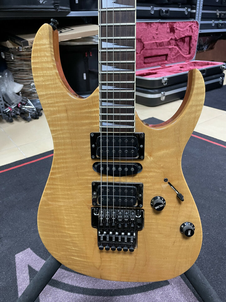 Ibanez UCEW1FM - USA Custom Exotic Wood Series 90/92 Natural