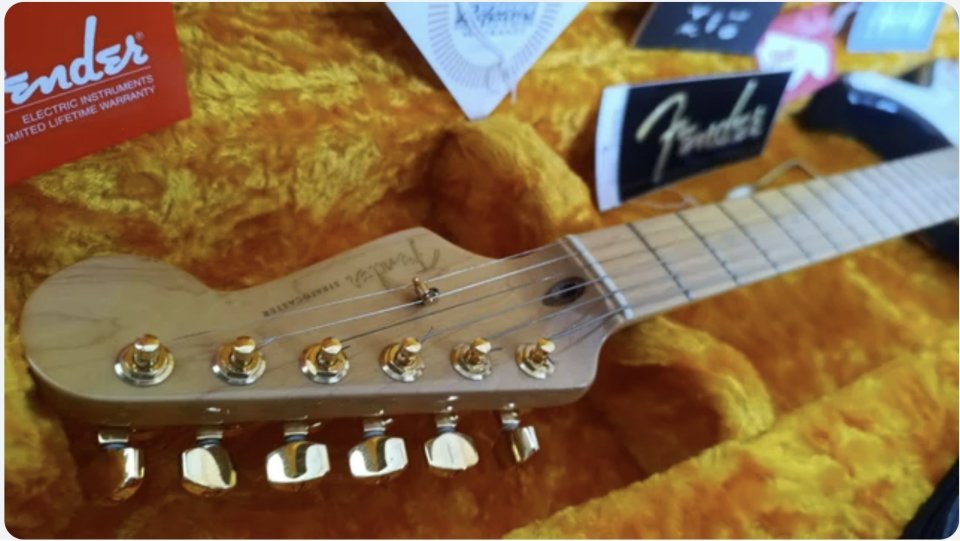 Fender American Deluxe Stratocaster 50th anniversary