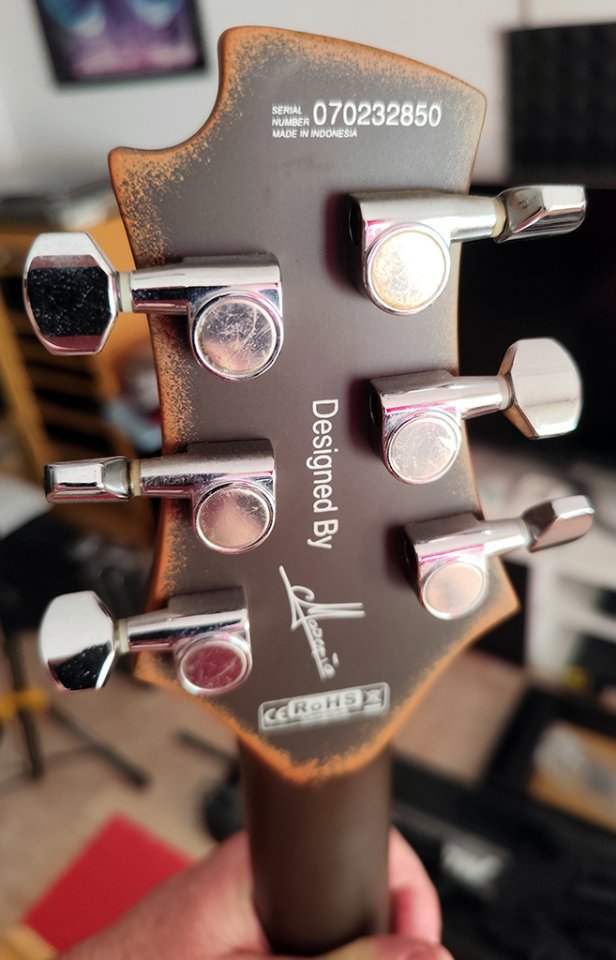 Guitarra electrica Cort Moscato de segunda mano · Foto 8 de 9 · Guadalajara · 350 €
