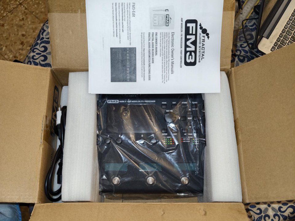 Fractal Audio FM3 Mark II Turbo + Cab packs & IRs extra de segunda mano · Foto 4 de 4 · Madrid · 1050 €
