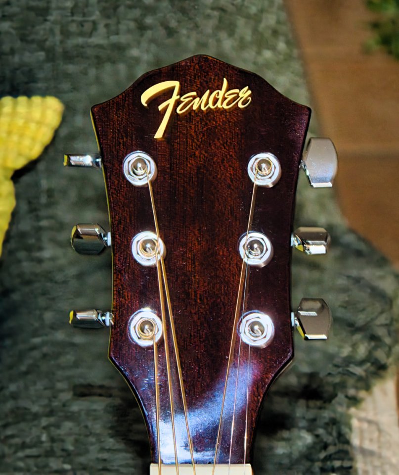 Fender electroacústica FA-125CE