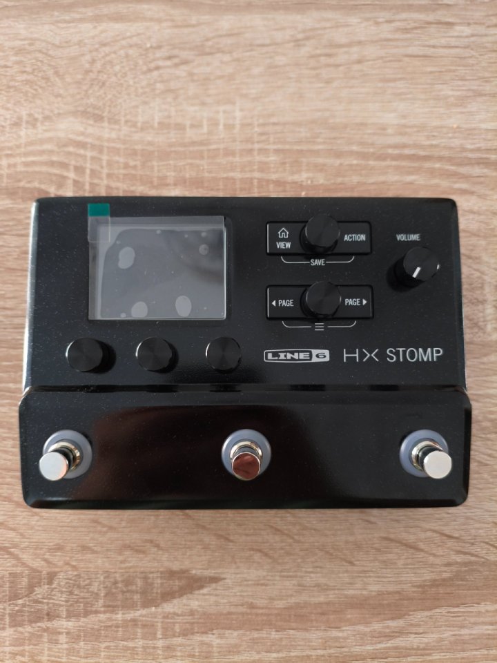 Line 6 HX Stomp (con factura) de segunda mano · Foto 1 de 6 · Madrid · 400 €