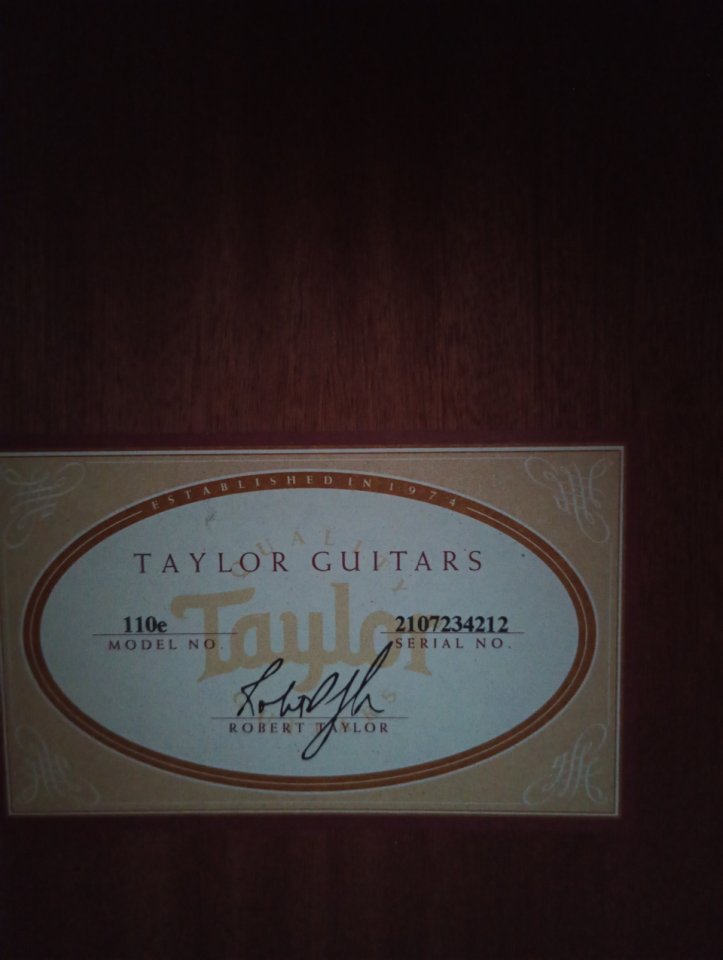 GUITARRA ELECTROACUSTICA TAYLOR 110e SATIN SUNBURST de segunda mano · Foto 7 de 10 · Madrid · 750 €
