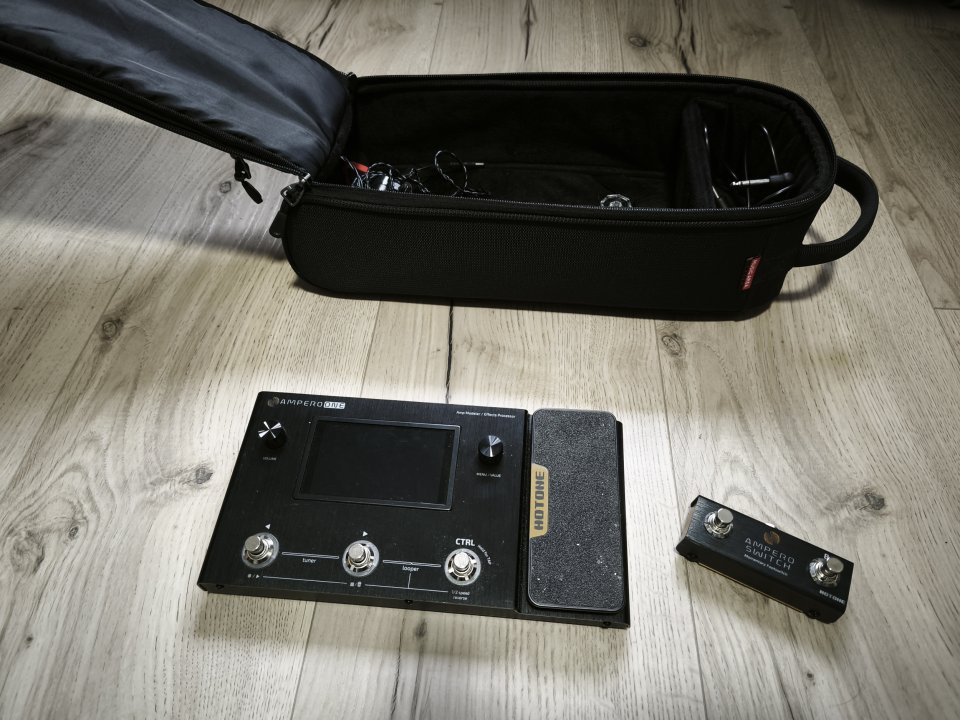 Hotone Ampero One Multiefectos + extras