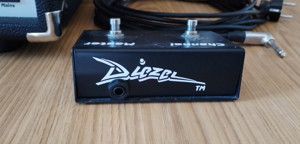 Diezel Einstein 100 head