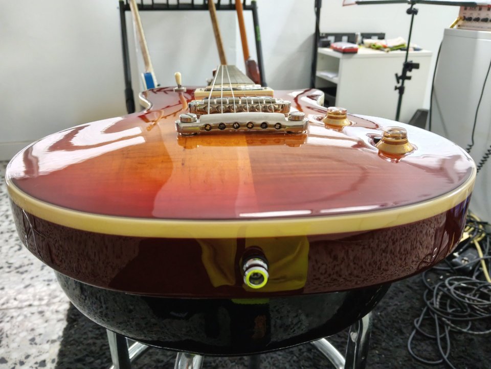 Godin Summit Classic Supreme Limited de segunda mano · Foto 4 de 10 · Gipuzkoa · 1275 €