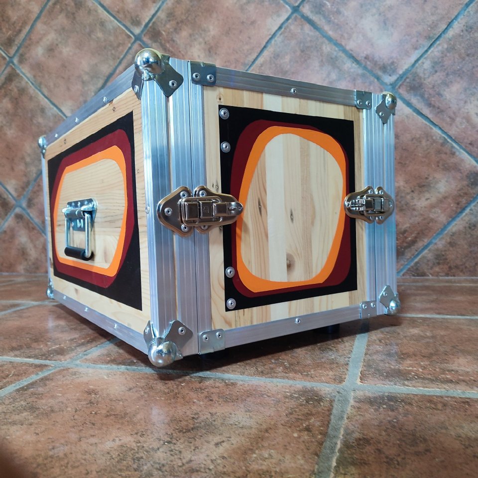 Rack 6U - A estrenar de segunda mano · Foto 2 de 8 · Granada · 200 €