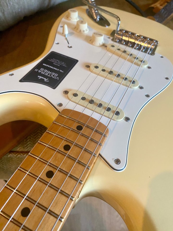 Fender Stratocaster Vintera II 70’s