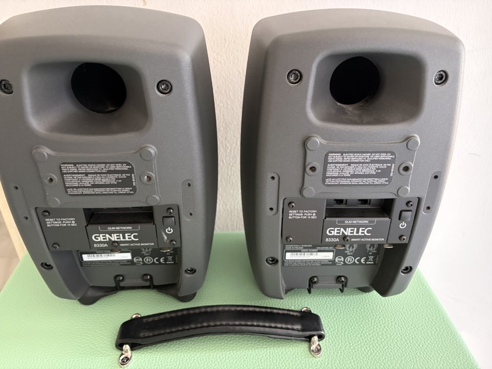 Genelec 8330A Smart Active Monitor (Pareja) de segunda mano · Foto 2 de 2 · Málaga · 950 €