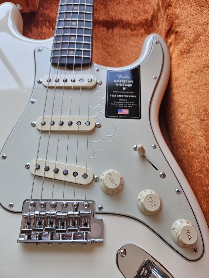 Fender Stratocaster American Vintage II OW