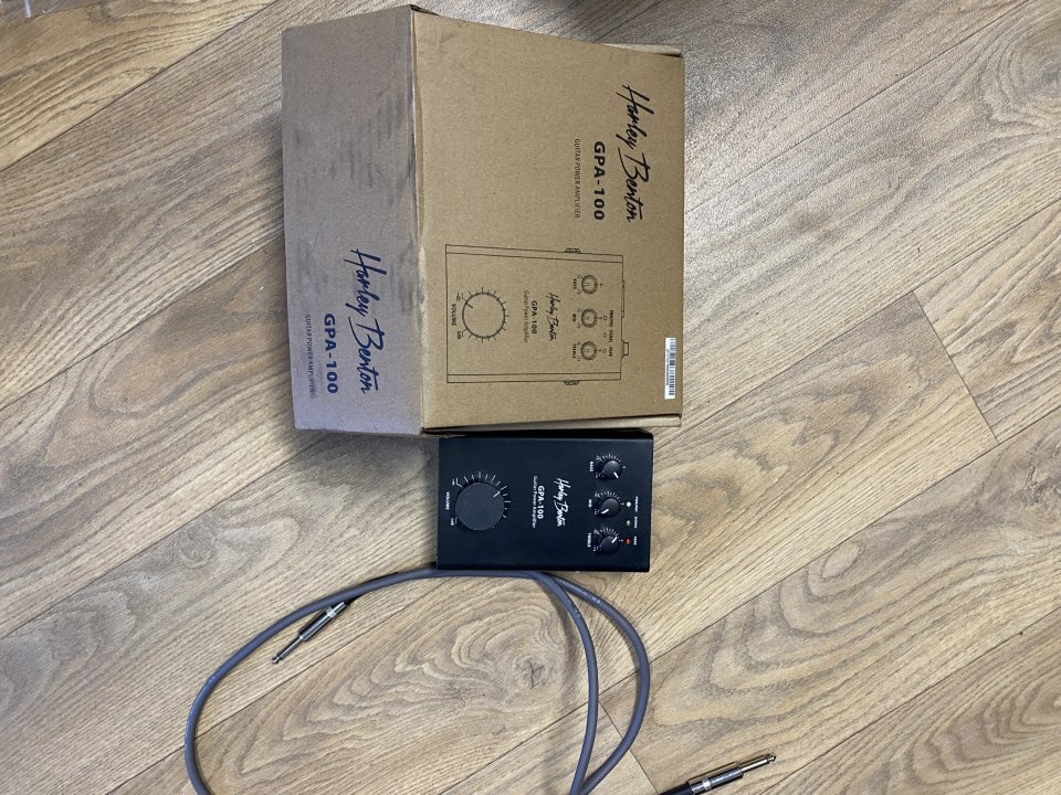 Pantalla HB G112 V30 + etapa GPA 100 de segunda mano · Foto 9 de 9 · Barcelona · 170 €