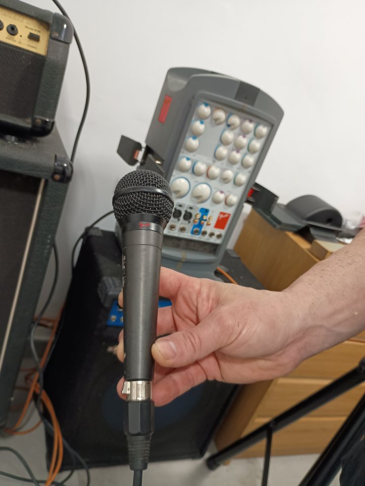 Fender pasport 150 pro de segunda mano · Foto 8 de 8 · Málaga · 250 €