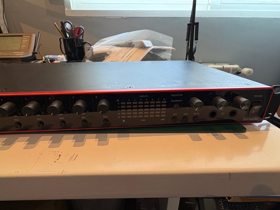 Focusrite Scarlett 18i20 Interfaz Audio 3ª Gen