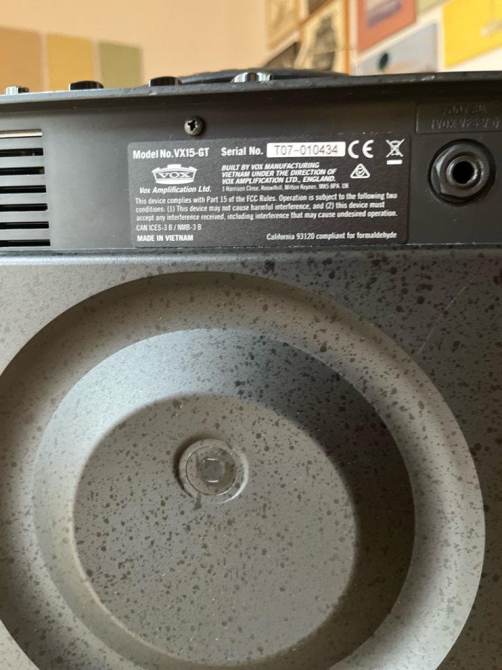 Amplificador Vox VX15 GT de segunda mano · Foto 6 de 9 · Valencia · 80 €