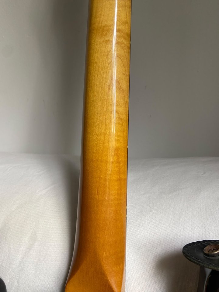 Vegarelics Strato de segunda mano · Foto 3 de 6 · Madrid · 1550 €