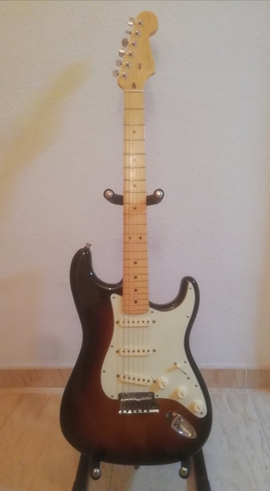 FENDER Stratocaster American Deluxe 60 Aniversario