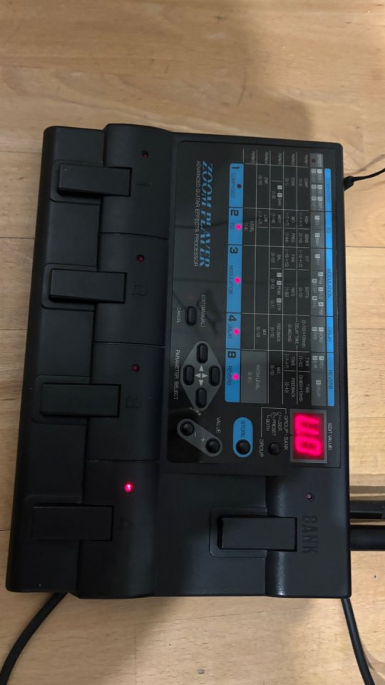 Zoom Player 1010, un procesador multiefectos