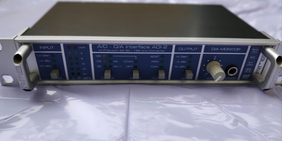 Rme adi 2 Conversor de segunda mano · Foto 1 de 3 · Sevilla · 400 €