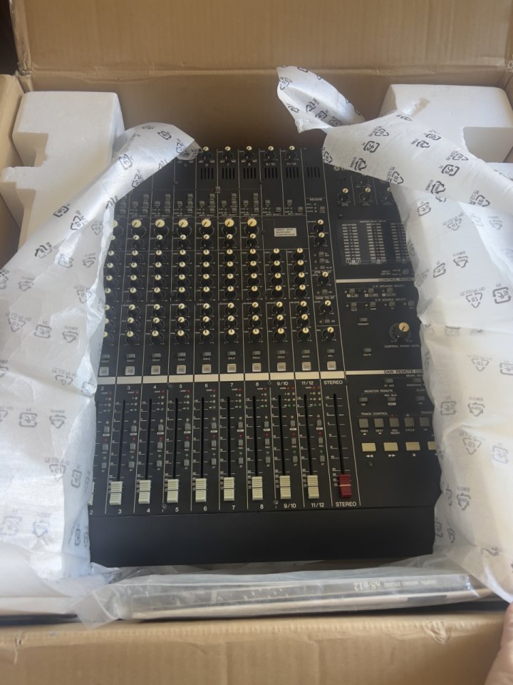Yamaha N12 de segunda mano · Foto 1 de 3 · Almería · 300 €