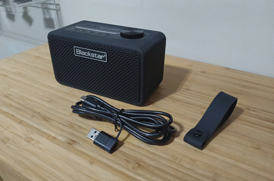 Mini Amplificador Blackstar Beam Mini (NAM) de segunda mano · Foto 3 de 5 · Barcelona · 140 €