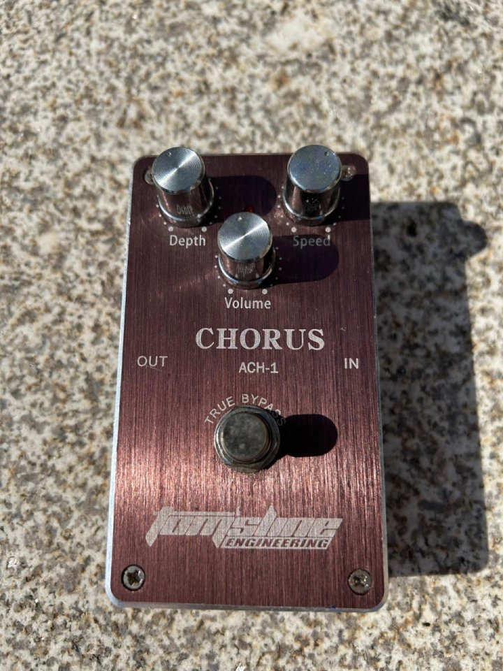 Tomsline Chorus ACH-1 Pedal de segunda mano · Foto 1 de 2 · Pontevedra · 20 €