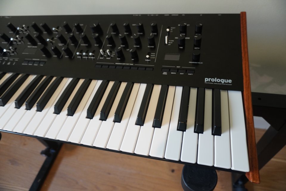 Korg Prologue 8 de segunda mano · Foto 5 de 10 · Barcelona · 900 €
