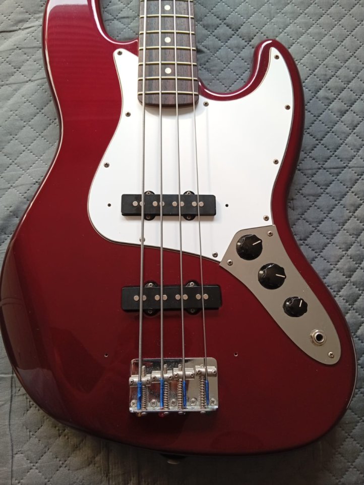 Fender Jazz Bass Mex 99 de segunda mano · Foto 2 de 6 · Málaga · 630 €