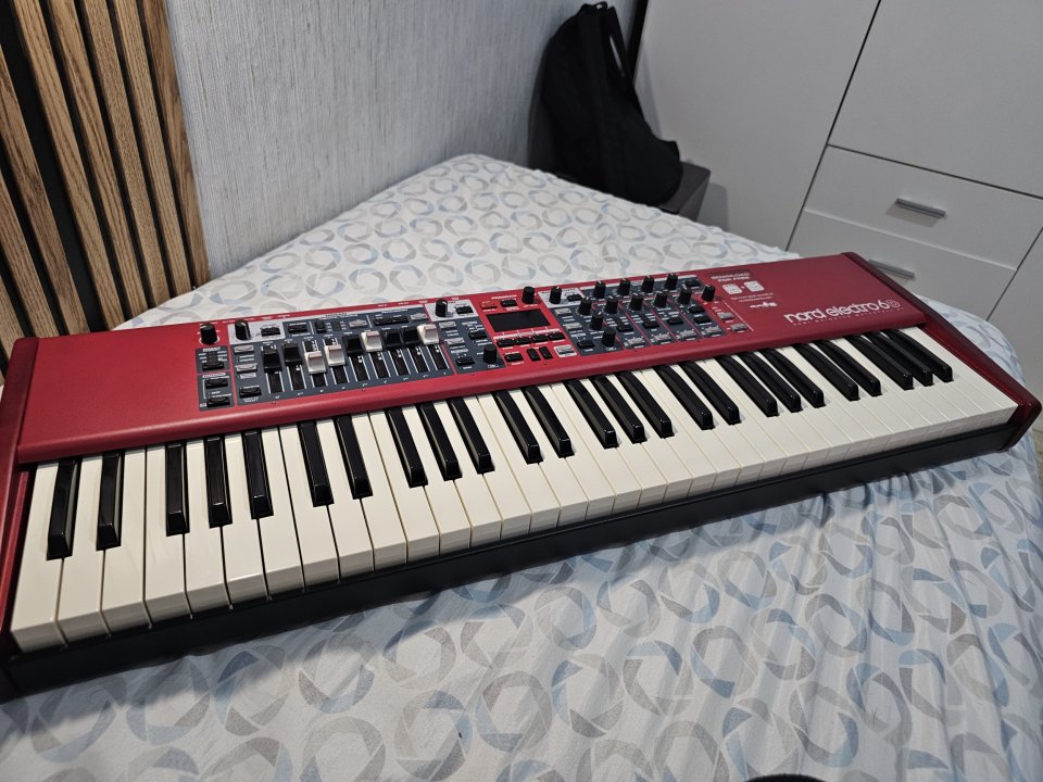 Vendo Nord Electro 6D de segunda mano · Foto 1 de 8 · Albacete · 1450 €