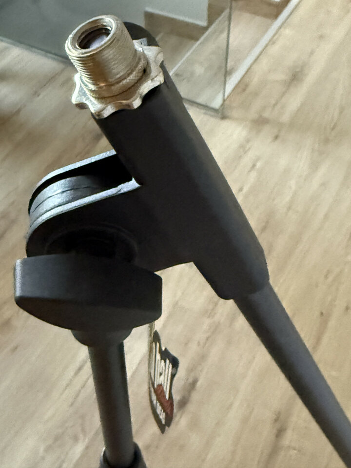 Pie de Micrófono ADAM HALL STANDS Modelo S5BE NUEVO