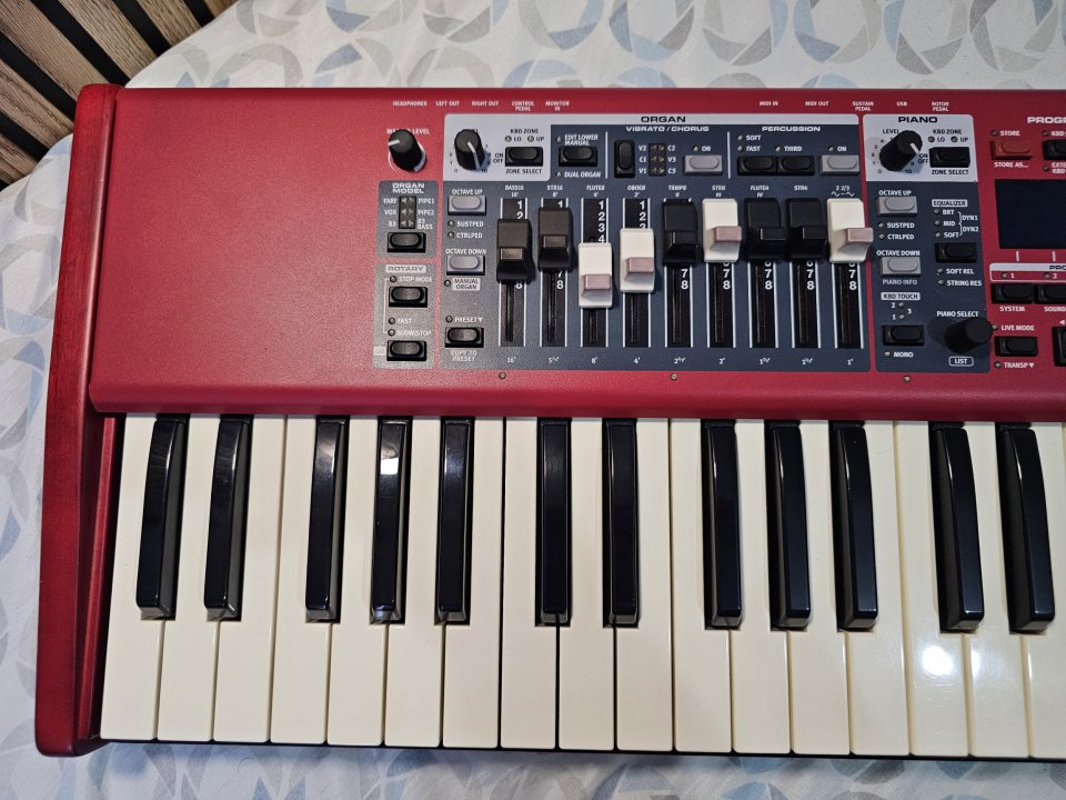 Vendo Nord Electro 6D de segunda mano · Foto 2 de 8 · Albacete · 1450 €