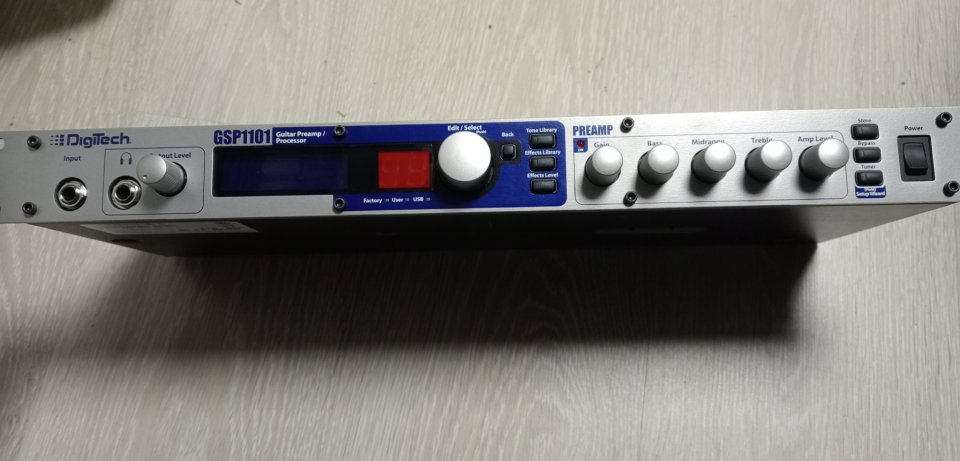 Digitech GSP1101 con Pedalera CONTROL2